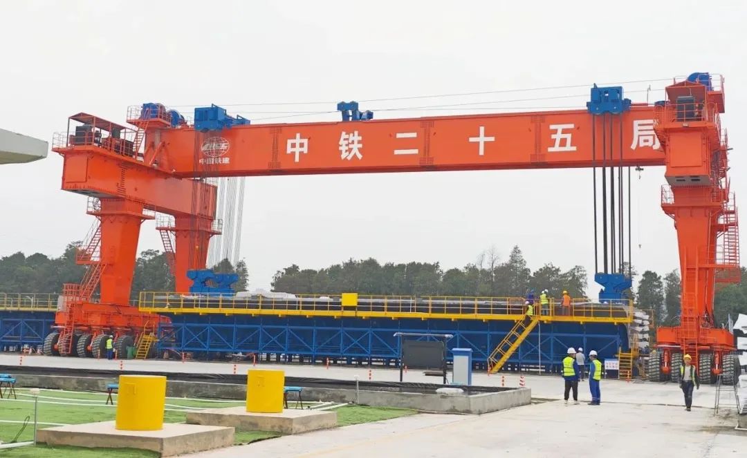 微特助力中鐵建集團新型千噸級提梁機成功下線
